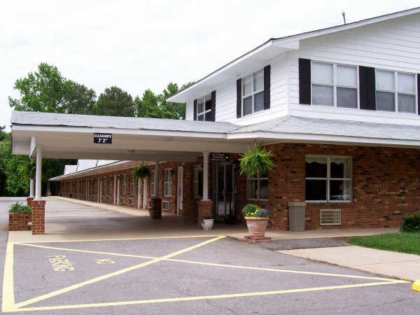 Durham Skyland Inn Esterno foto
